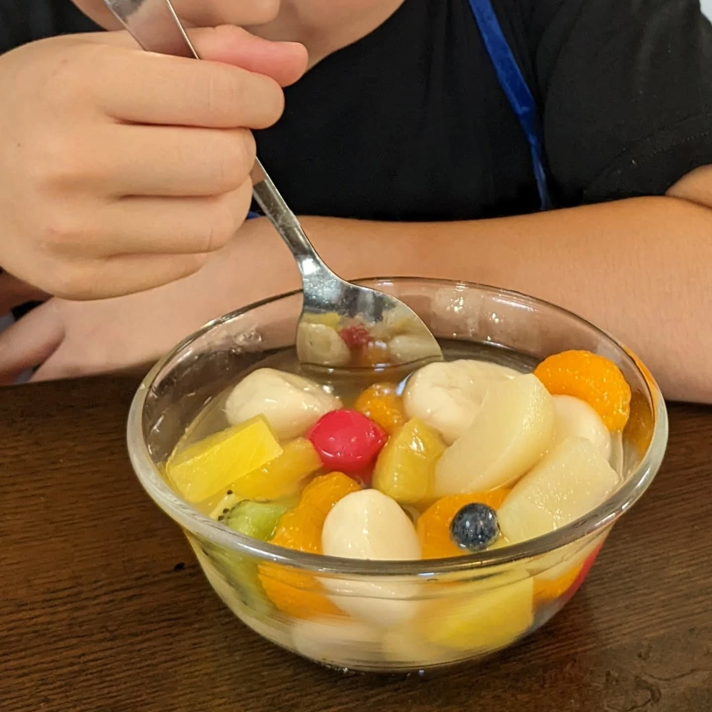 「豆腐白玉のフルーツポンチ」