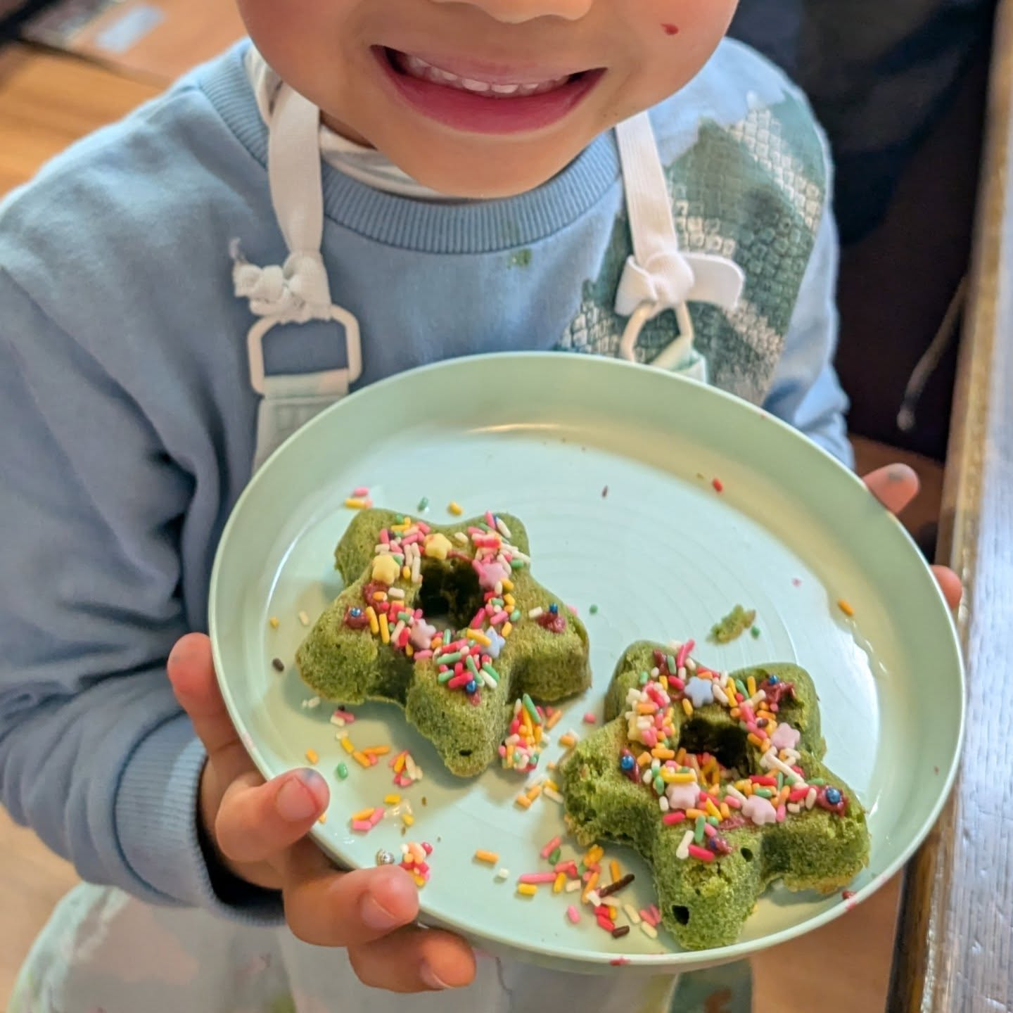 昨日は冬休みおやつ教室の「ほうれん草とバナナの焼きドーナツ」...