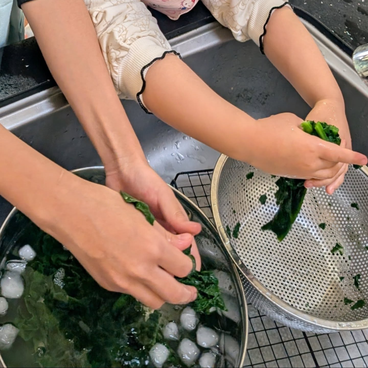 昨日は冬休みおやつ教室の「ほうれん草とバナナの焼きドーナツ」...