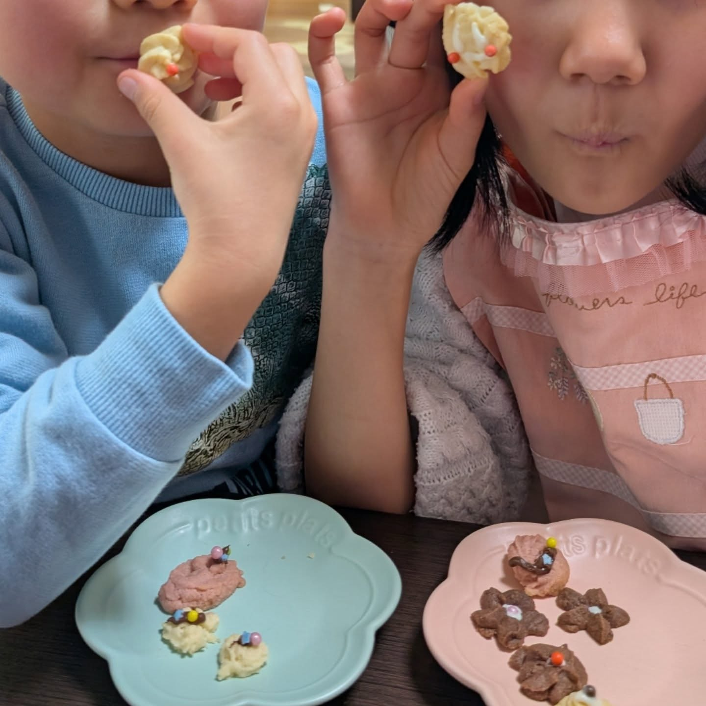 2月11日はバレンタイン特別教室で、『チョコクランチ』と『絞...